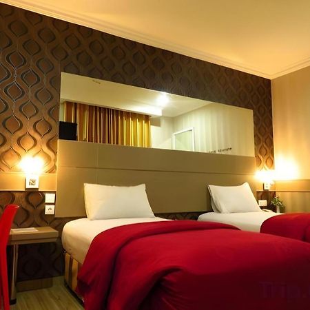 Hotel Menara Lexus Medan Ngoại thất bức ảnh
