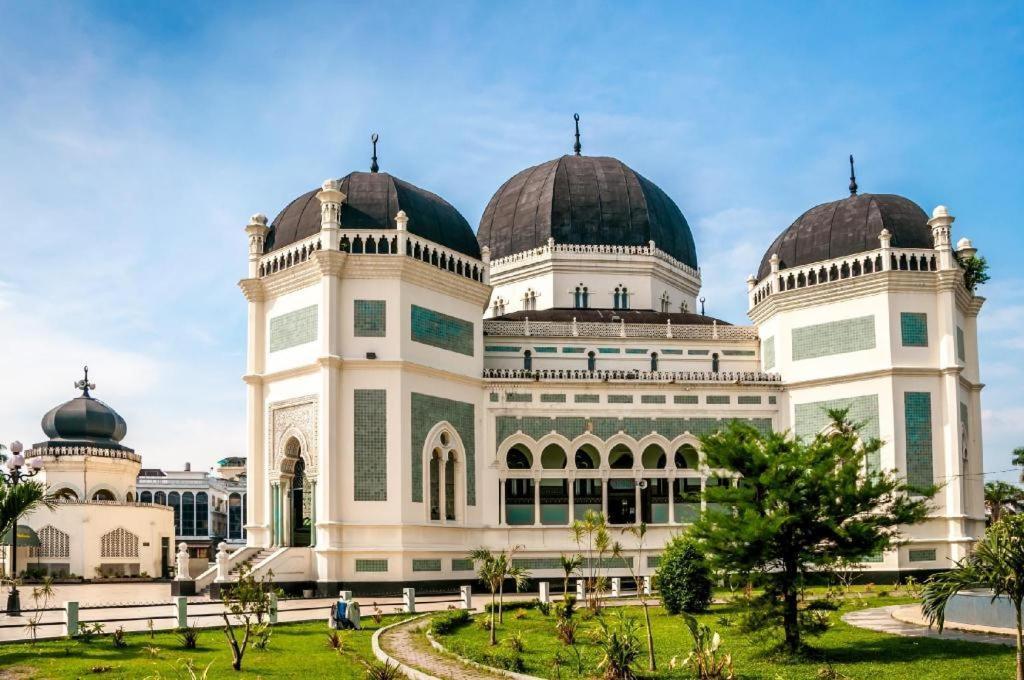 Hotel Menara Lexus Medan Ngoại thất bức ảnh
